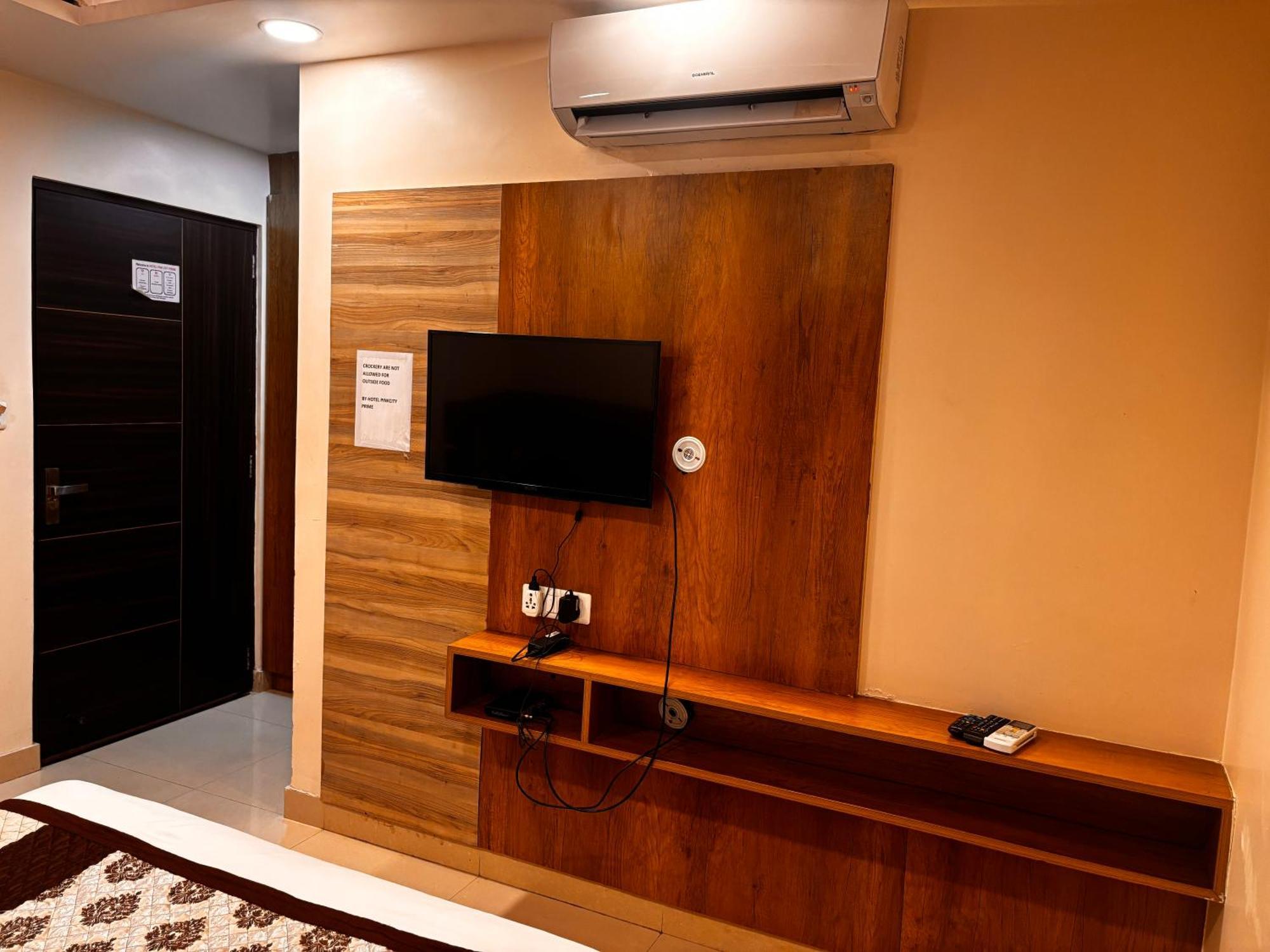 Hotel Gulabi Nagri, Malviya Nagar, Jaipur Ngoại thất bức ảnh