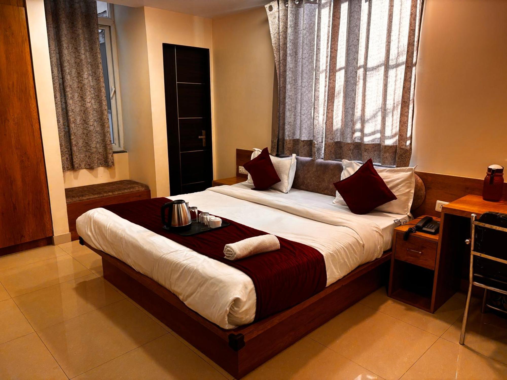 Hotel Gulabi Nagri, Malviya Nagar, Jaipur Ngoại thất bức ảnh